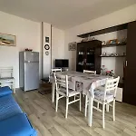Condominio Caroline- SOLO PER FAMIGLIE- Walterigato Apartments