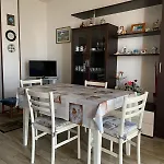 Condominio Caroline- SOLO PER FAMIGLIE- Walterigato Apartments